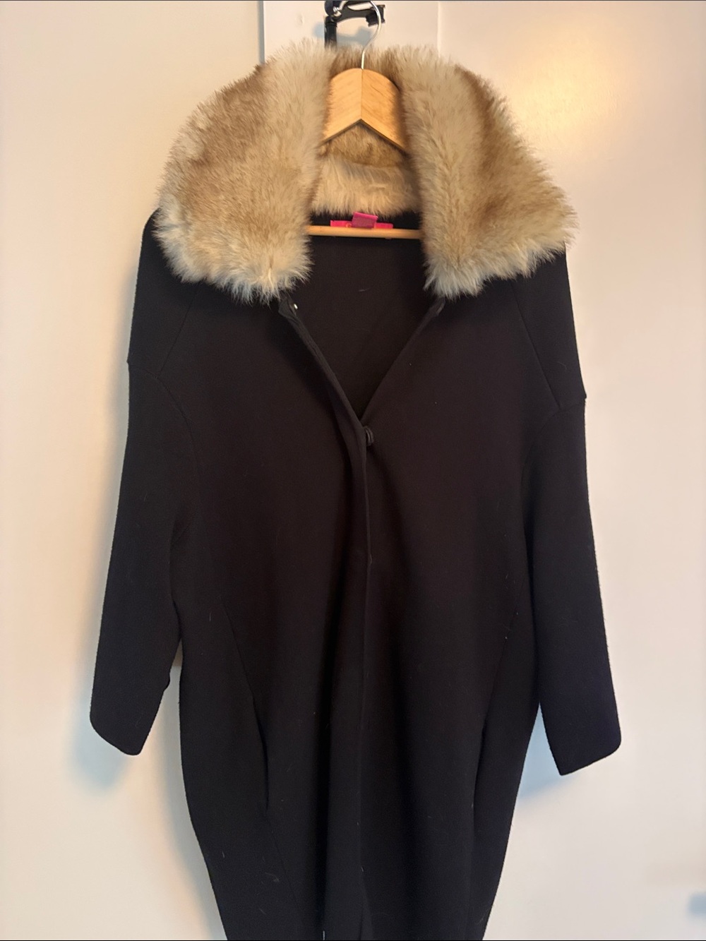 Catherine Malandrino Black Knit Coat with Tan Faux Fur Collar